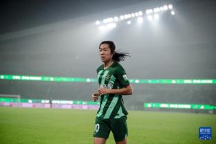 范志毅：鹿晗的足球水平在娱乐圈算最好 他是真的喜欢足球